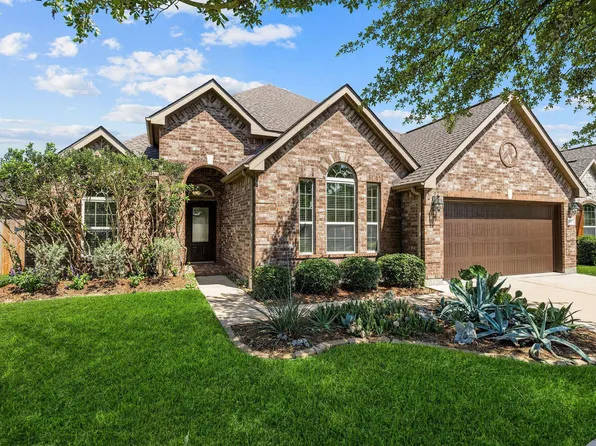 283 W Creek Dr, League City, TX 77573