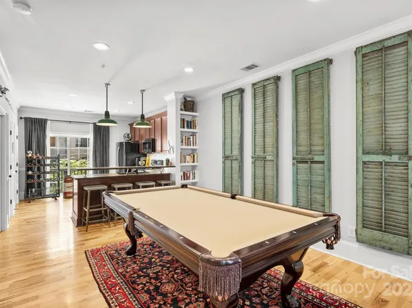 618 Raya Ct, Charlotte, NC 28204