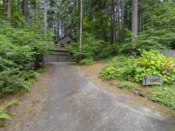 15827 S Lucky Ln, Oregon City, OR 97045