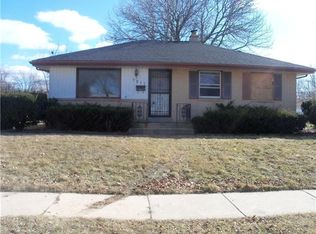 7211 W Acacia St, Milwaukee, WI 53223