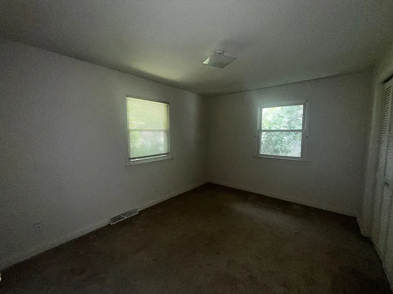3626-3628 Bart St — Photo 7