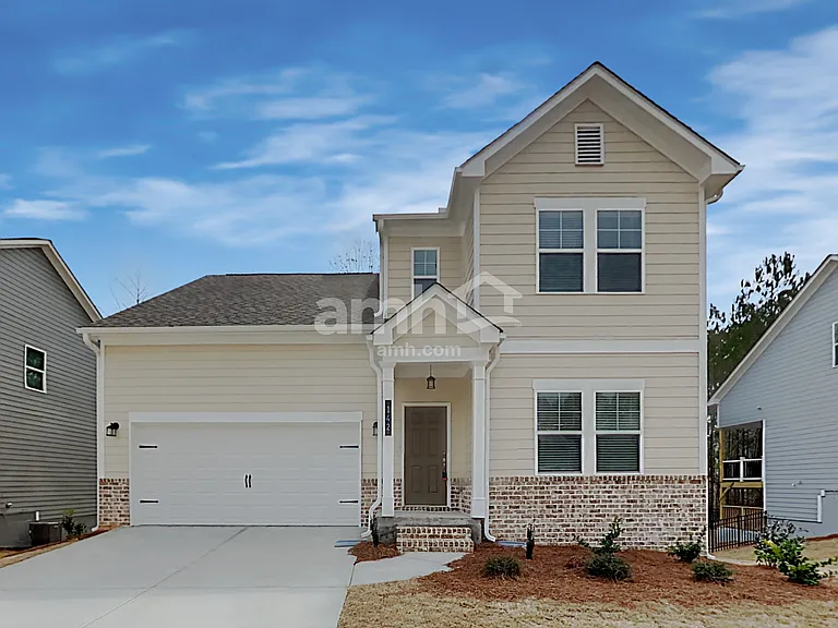 142 Cheatham Hill Ln — Photo 1
