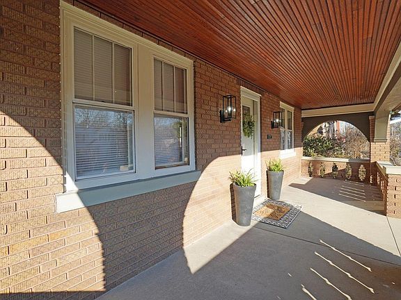 2nd image of 2974 Lischer Ave