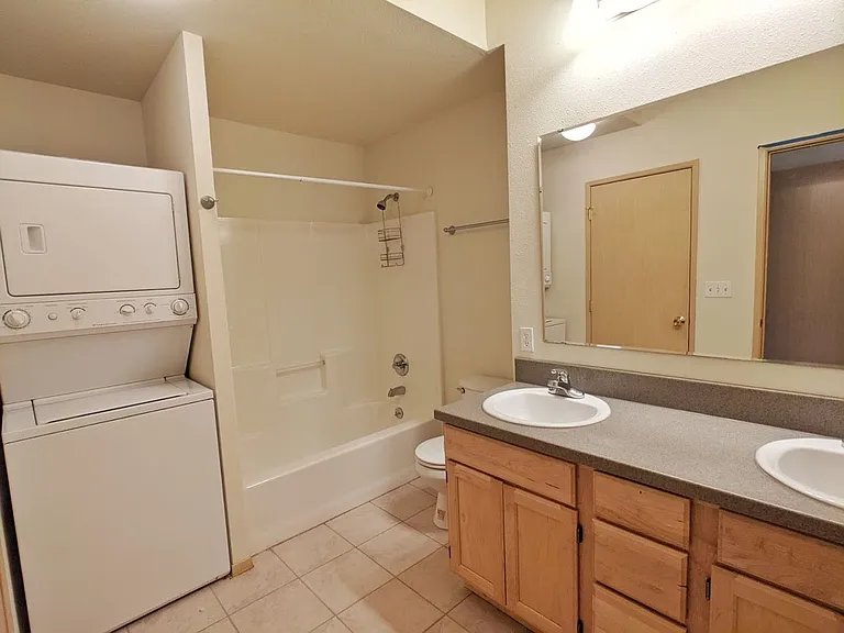 1901 Davis Ave #B1 — Photo 18