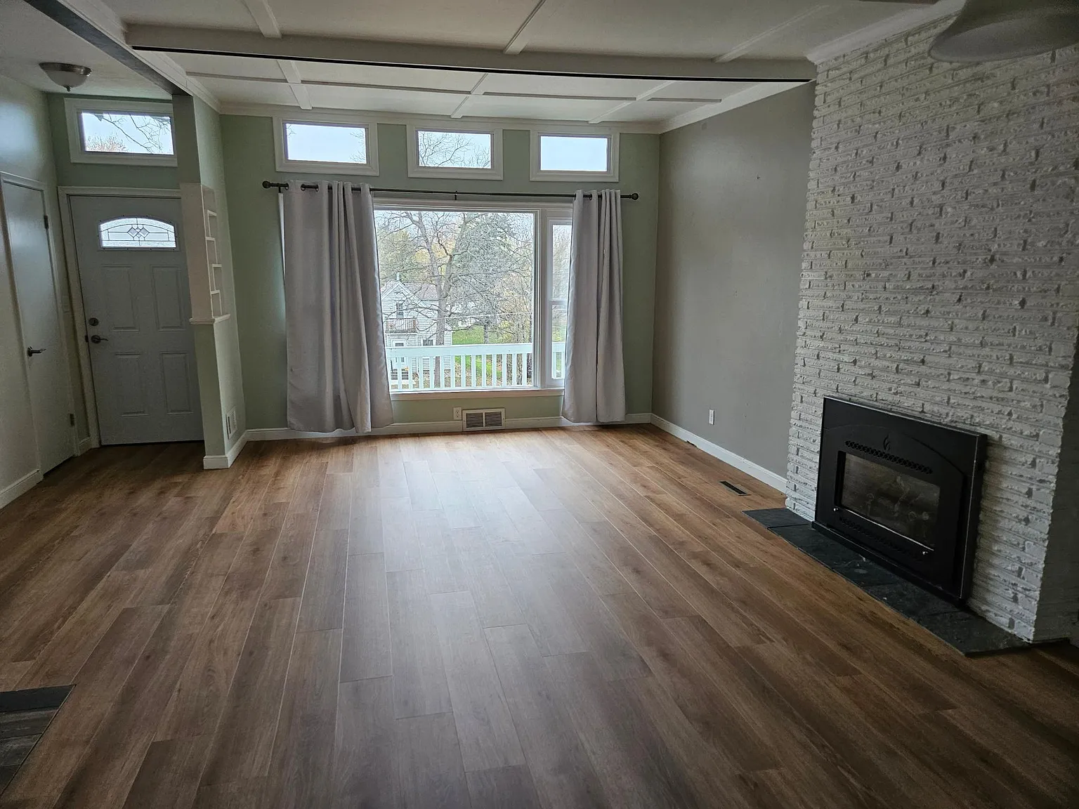 2 bed, 1912 sqft, $1,700 — Photo 3
