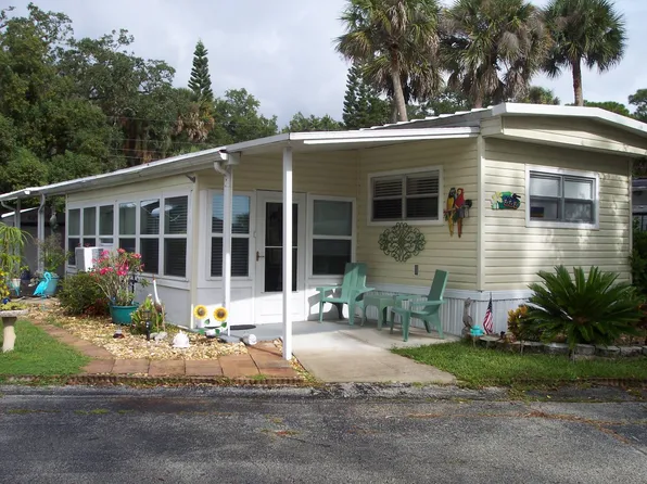 222 Matthew Cir, Titusville, FL 32780