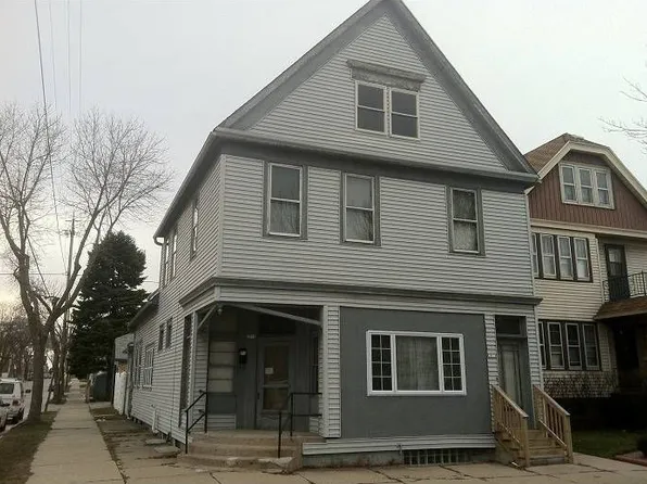 2873 S 8th St, Milwaukee, WI 53215
