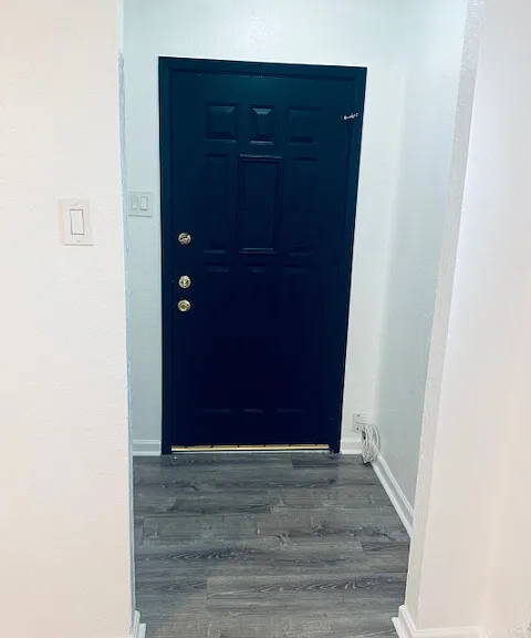 2727 La Jolla Ct — Photo 1