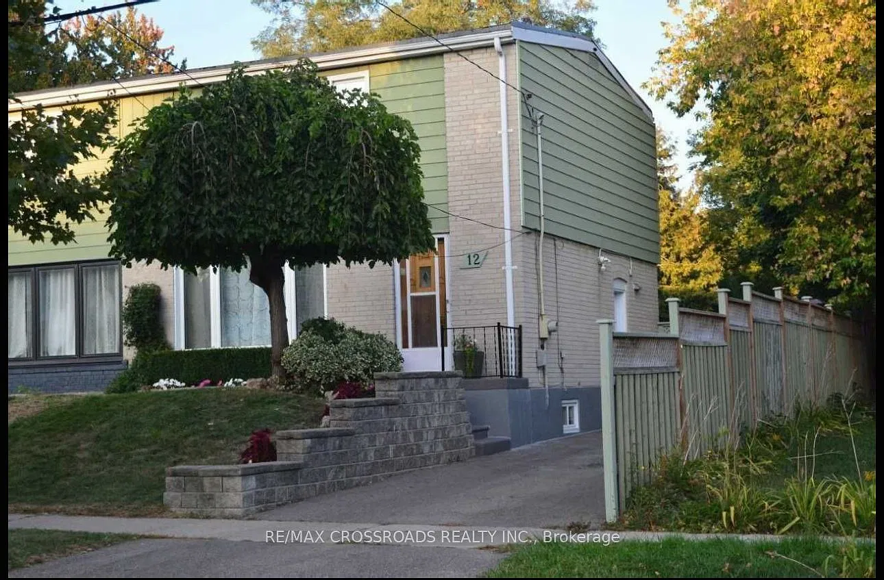 3 bed, $2,800 — Photo 1