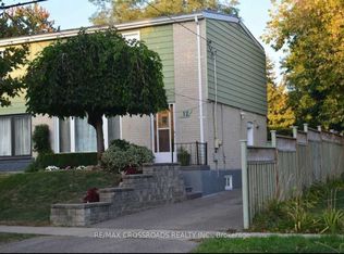 12 Chevron Cres, Toronto, ON M1K3N4
