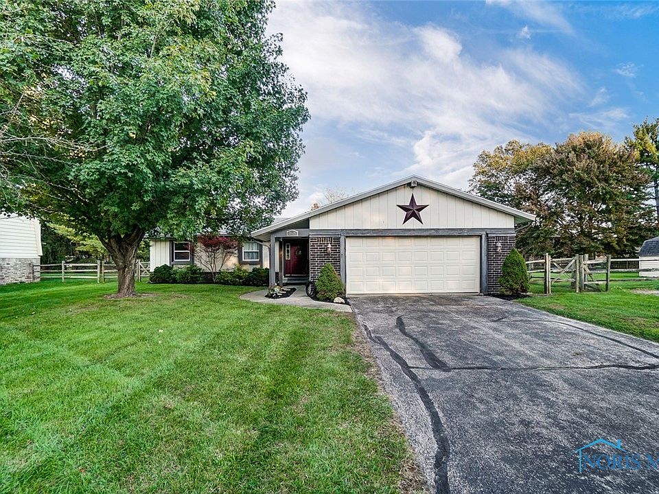 2129 Plum Leaf Ln, Toledo, OH 43614 Zillow