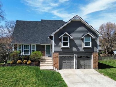 8442 Darnell St, Lenexa, KS, 66215