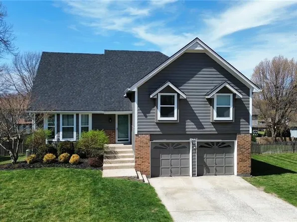8442 Darnell St, Lenexa, KS 66215