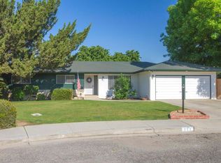 111 Flora Cir, Reedley, CA 93654