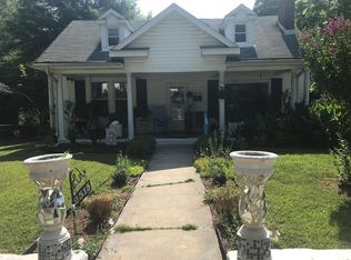 2515 Greenway Ave, Winston Salem, NC 27105