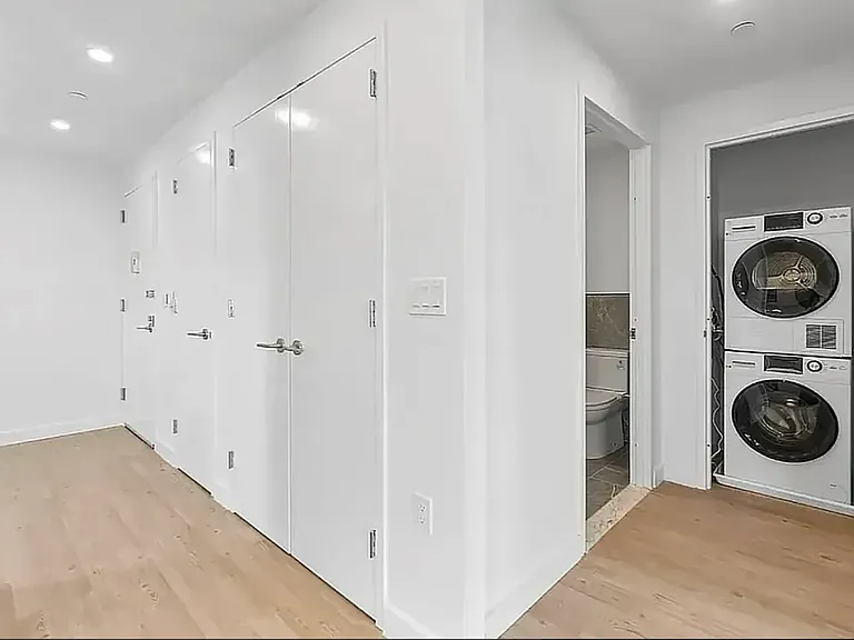 827 Sterling Pl #3G — Photo 6