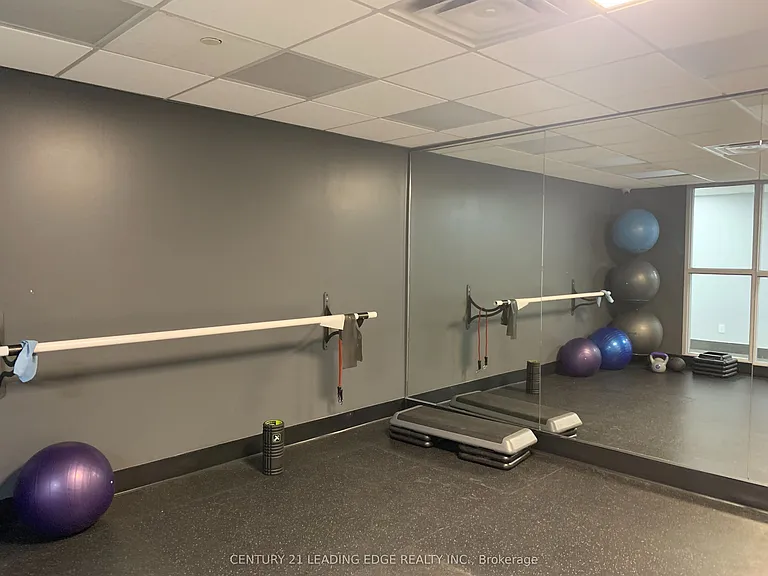 40 Homewood Ave #208 — Photo 19