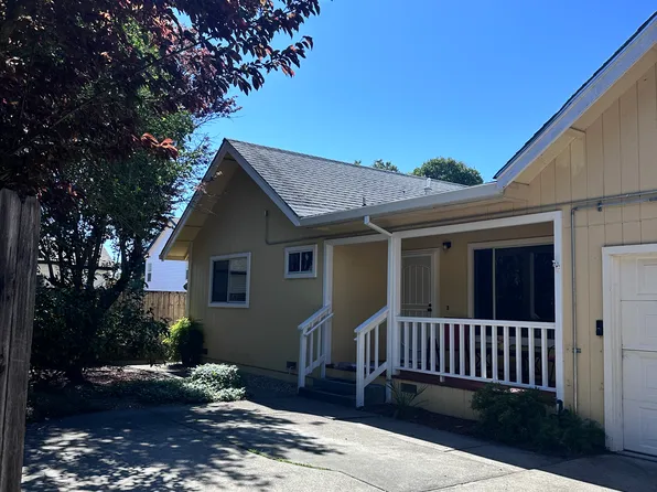 435 1st St #2, Healdsburg, CA 95448