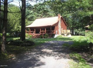 112 Wisener Ln, Shohola, PA 18458