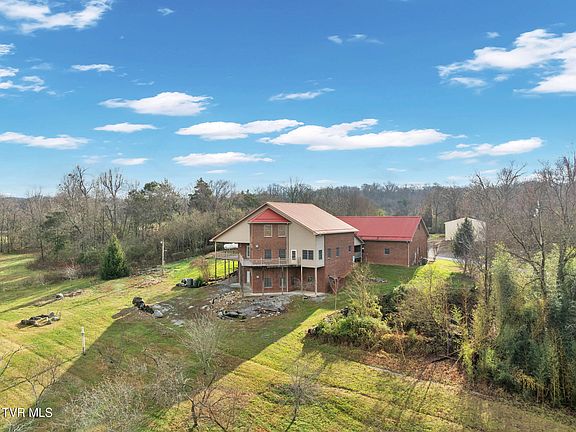 2nd image of 1185 Woolsey Rd