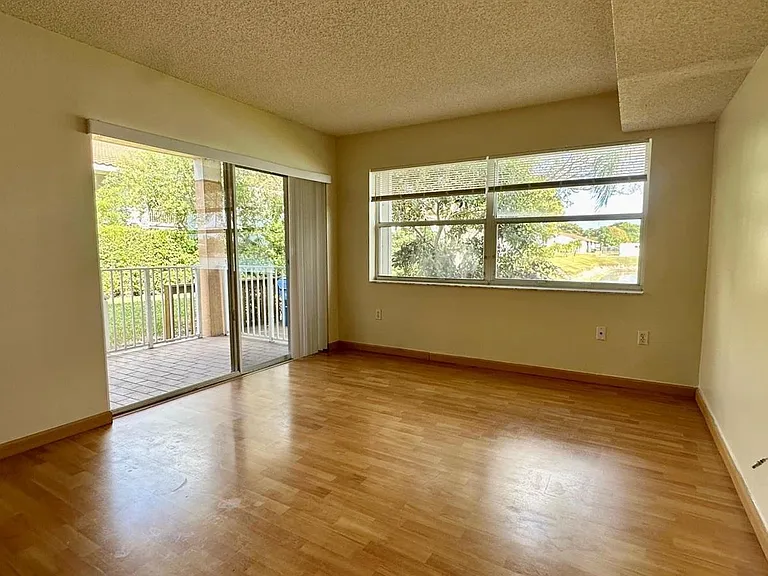 3299 NW 44th St #2 — Photo 8