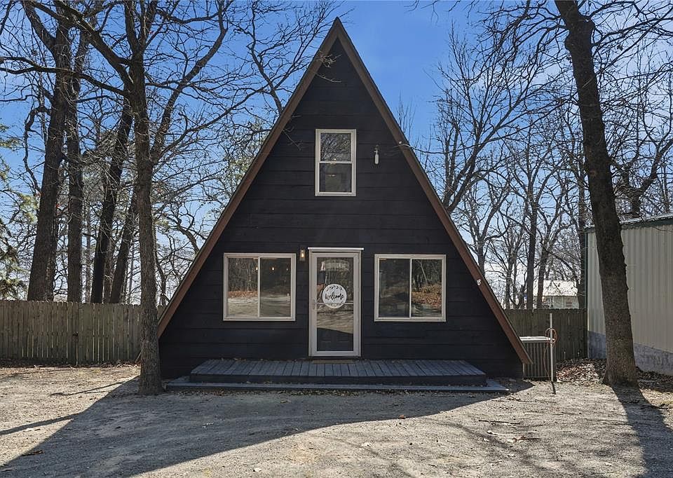 1st image of 425878 E 1169th Rd