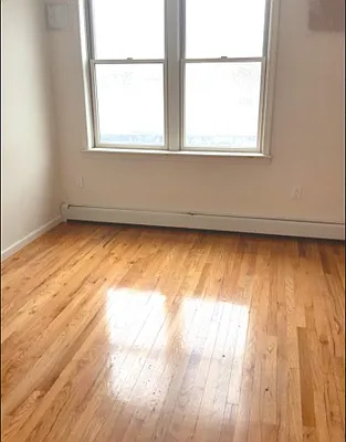 Rented by Standard Living Realty Inc | media 17