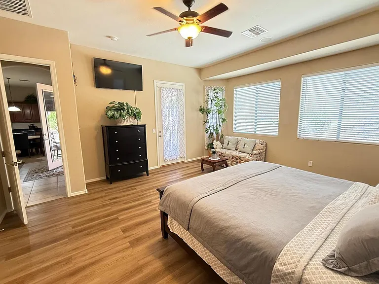1928 W Spur Dr — Photo 16