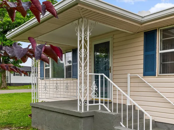 53 Ann Dr, Rossville, GA 30741