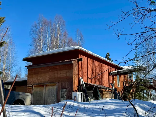 171 View Ave, Fairbanks, AK 99712