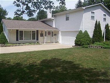 1st image of 28066 Wisteria Dr