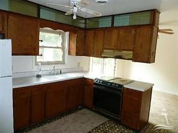 5th image of 4784 Longview Dr SE