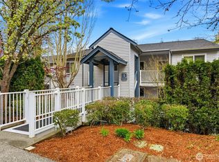 12720 NE 10th Place NE #D105, Bellevue, WA