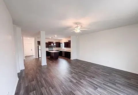 3 bed, 1574 sqft, $1,875 — Photo 4