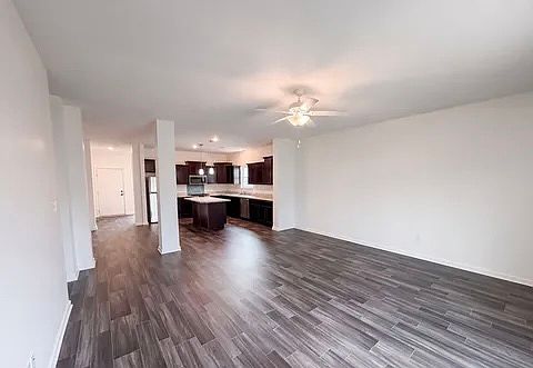 5th image of 594 Geronimo Dr