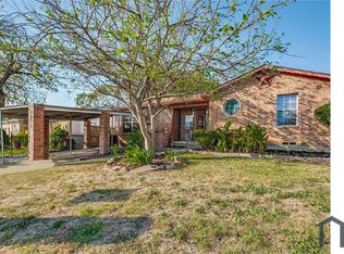 7911 Komalty Dr, Dallas, TX 75217