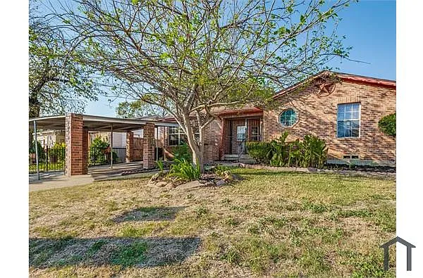 Building Photo - 7911 Komalty Dr
