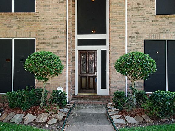 2nd image of 4743 Lakeside Meadow Dr
