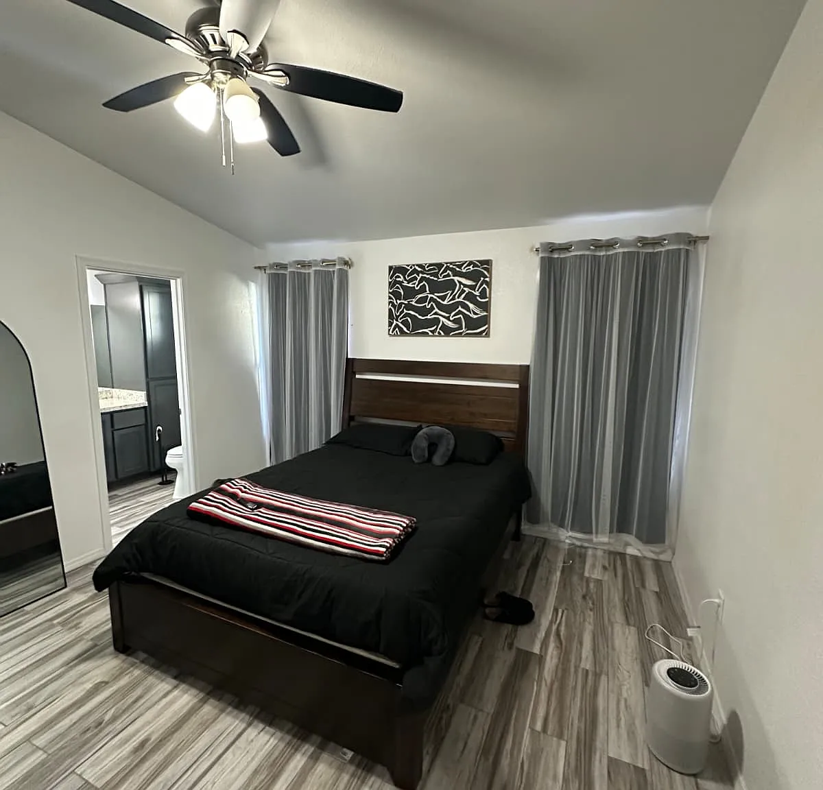 3 bed, 1301 sqft, $1,500 — Photo 3