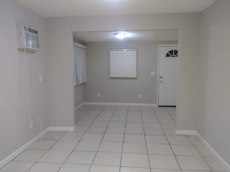 66087 1/2 Buena Vista Ave — Photo 2