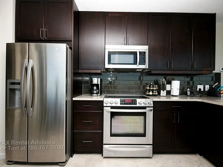 211 13th Ave SE #2905 — Photo 2