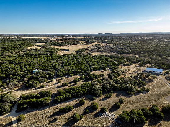 3rd image of 16 Lindorbet Rd