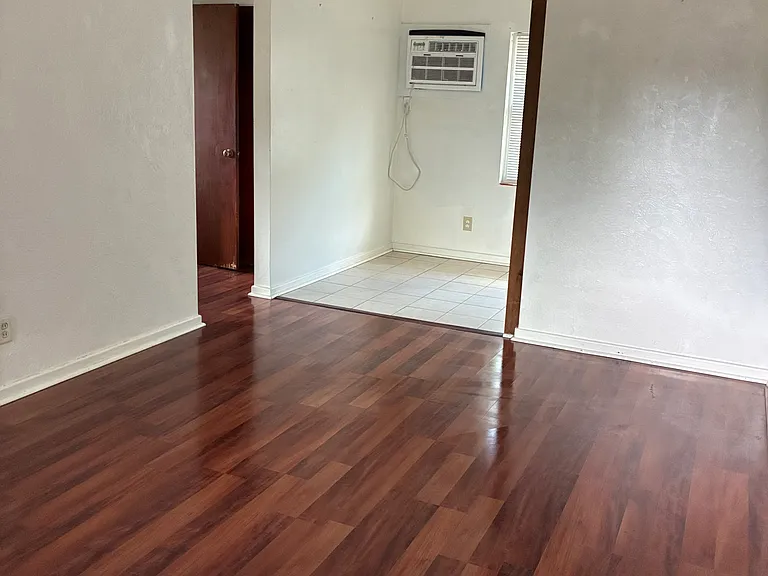2215 Formosa Ave #B — Photo 9