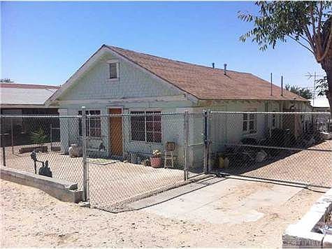 1st image of 208 NE Camp St