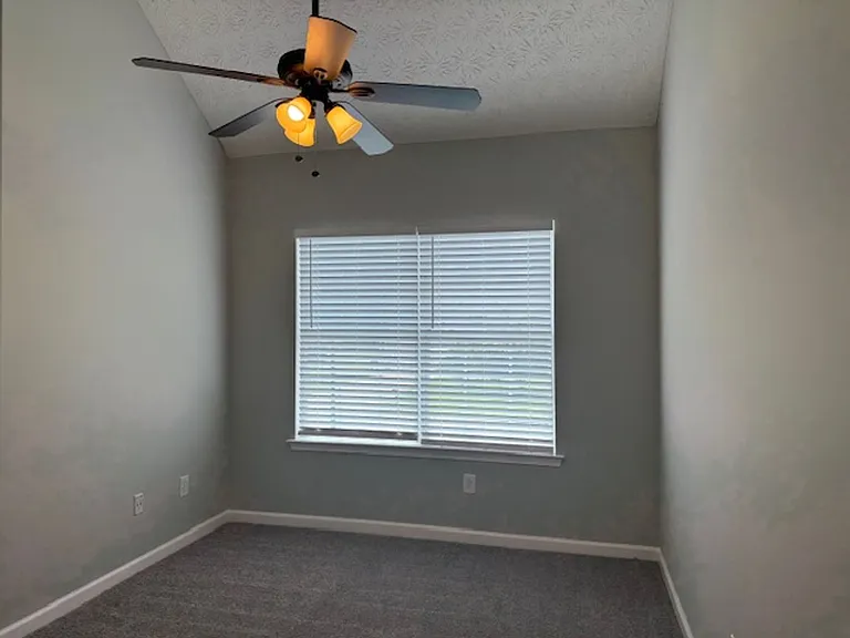 711 Tullamore Way — Photo 15
