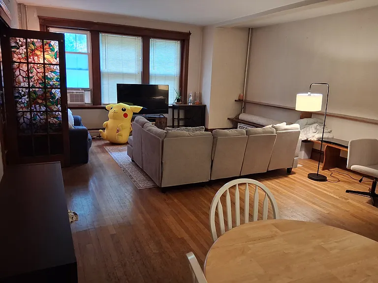 10 Fairbanks St — Photo 3
