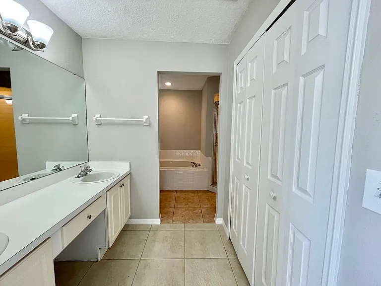 2429 Abalone Blvd — Photo 32