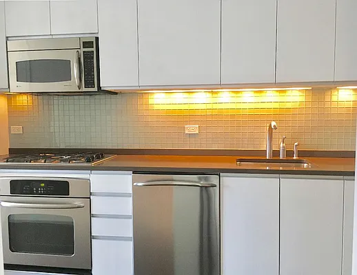 Sold by Onyx Group of New York | media 5