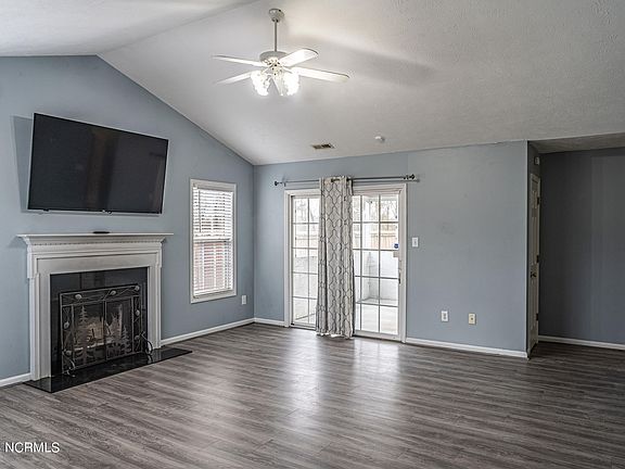 4th image of 167 Belle Chase Drive