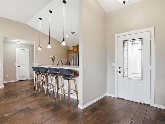 4th image of 38 Freedom Cir
